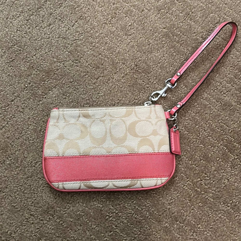 COACH PINK WRISTLET
